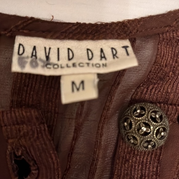 𝅺DAVID Dart Blouse - Picture 6 of 6